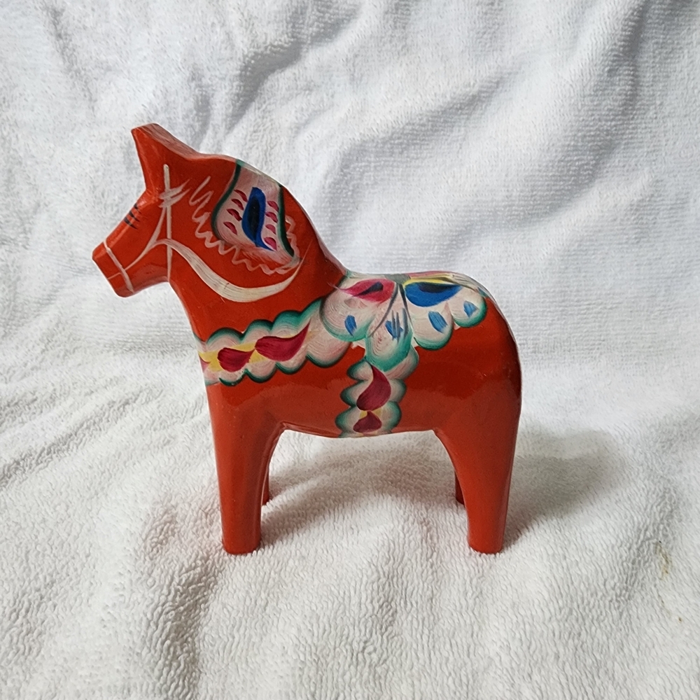 Red Dala Horse Figurine 5"